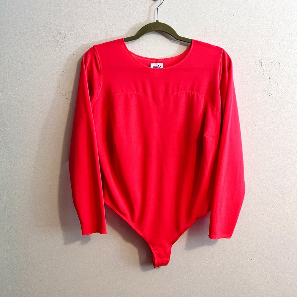 fabletics x yitty mesh me smoothing bodysuit